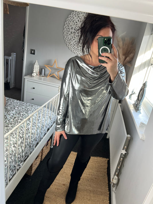 Metallic Scoop Neck Top - Silver