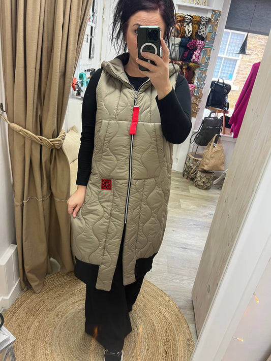 Long Quilted Body Warmer - Mocha