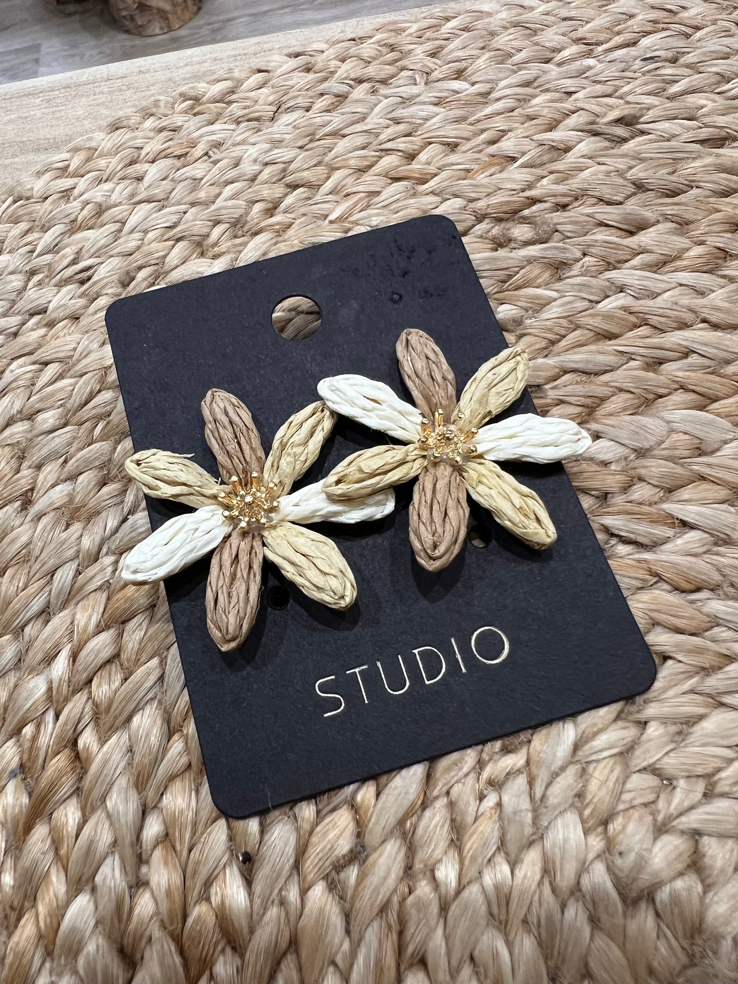 Flower Straw Earrings - Multi