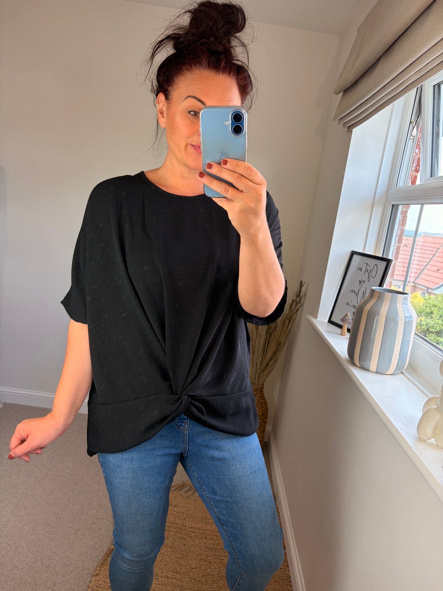 Twist Front Top - Black
