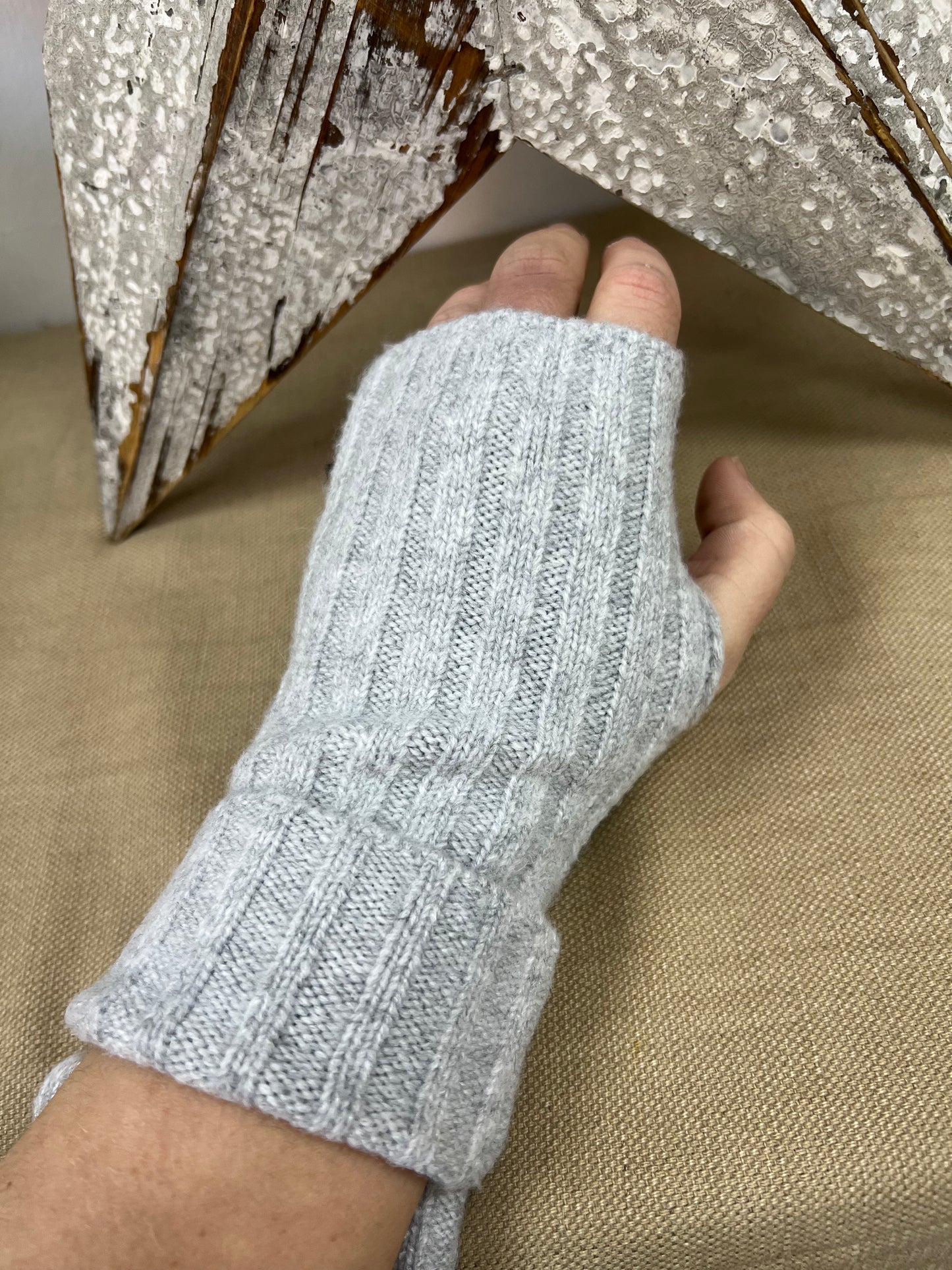 Cashmere Fingerless Gloves - Light Grey