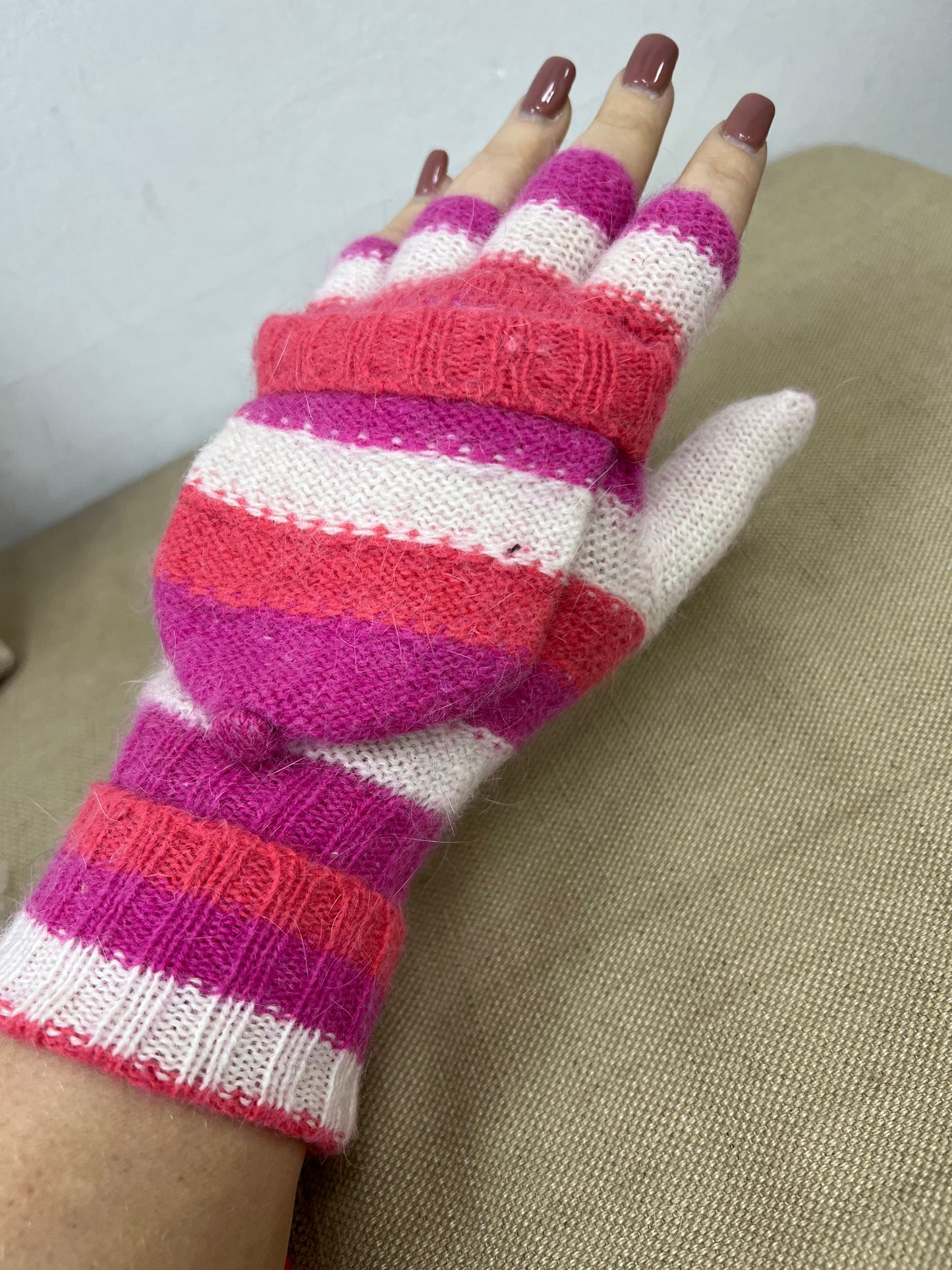 Stripe Fingerless Converter Gloves/Mittens - Pink